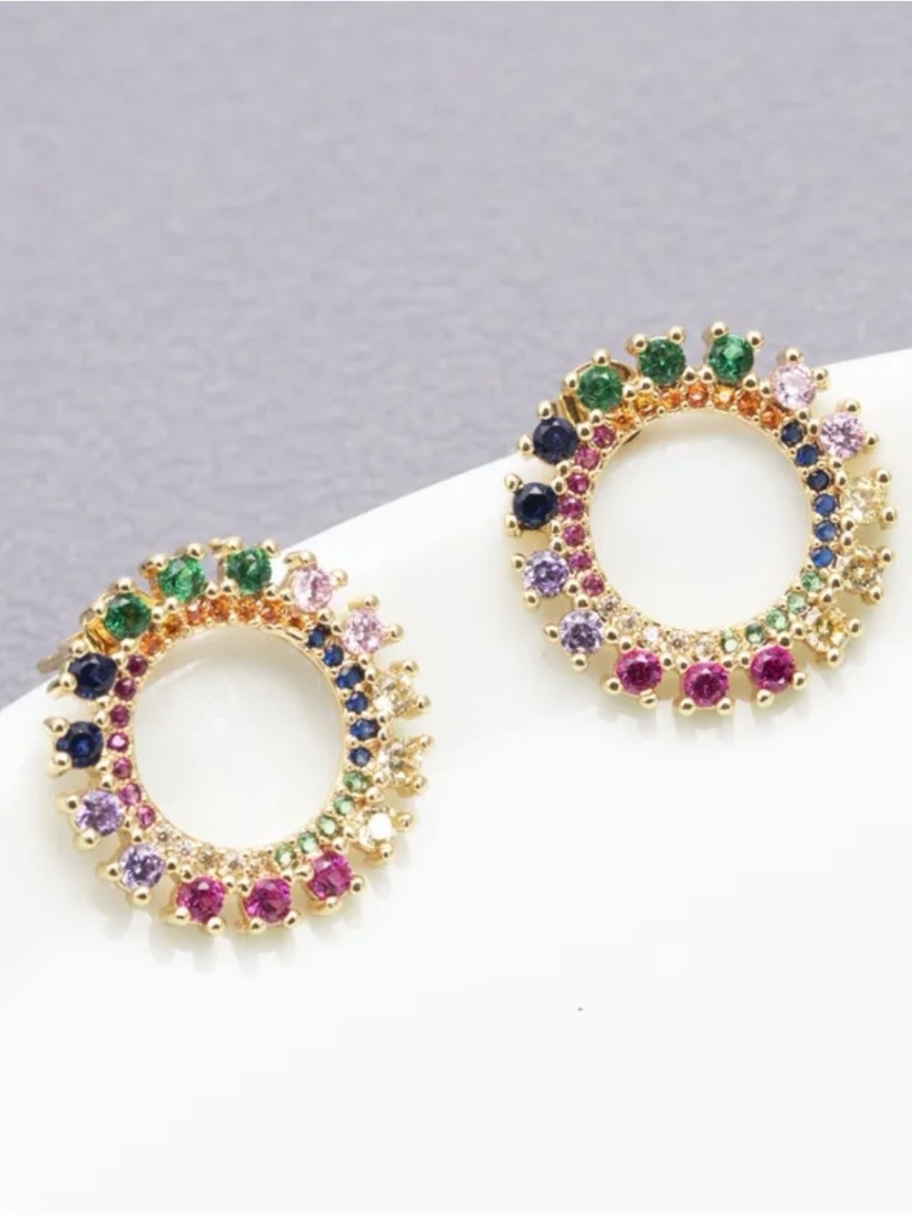 Gold Multicolor Circle Stud Earrings
14K Gold Plated